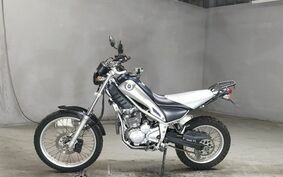 YAMAHA TRICKER DG16J