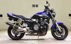 YAMAHA XJR1300 2002 RP03J