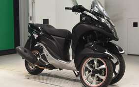 YAMAHA TRICITY 125 SE82J