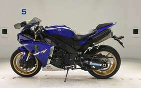 YAMAHA YZF-R1 2013