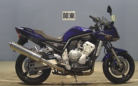 YAMAHA FZS1000 FAZER RN06