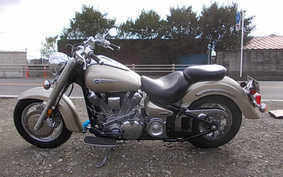 YAMAHA XV1600A ROADSTAR 2002 VP02