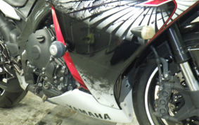 YAMAHA YZF-R1 2013