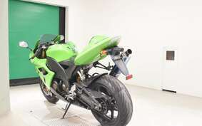 KAWASAKI ZX 10 NINJA R 2004 ZXT00C