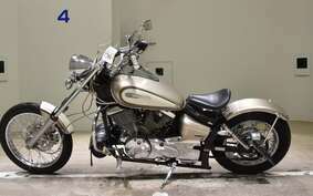 YAMAHA DRAGSTAR 250 VG02J