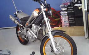 YAMAHA TRICKER DG16J