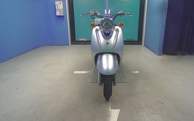 YAMAHA VINO 125 SE24