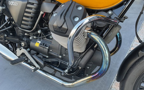 MOTO GUZZI V7-2 ストーン 2016