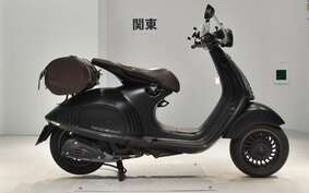 VESPA 946エンポリオアルMAGNI M802