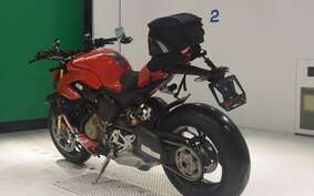 DUCATI STREETFIGHTER V4 S 2021