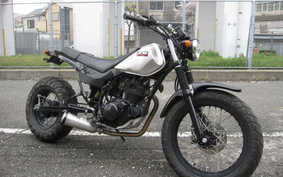 YAMAHA TW225 DG09J