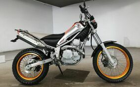 YAMAHA TRICKER DG16J