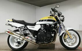 YAMAHA XJR1200 1995 4KG