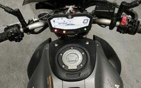 YAMAHA MT-07 2015 RM07J