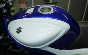 SUZUKI GLADIUS 2012 VK58A