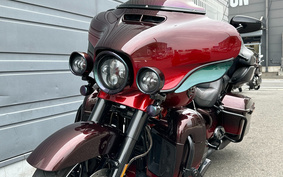 HARLEY FLHTKSE CVO 2019 TEH