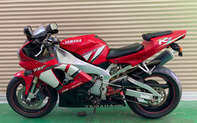 YAMAHA YZF-R1 2001 RN04