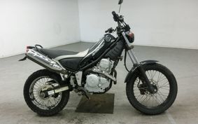 YAMAHA TRICKER DG10J