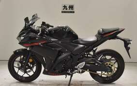 YAMAHA YZF-R25 RG10J