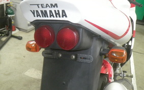 YAMAHA YZF-R1 1999 RN02