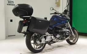 BMW R1200R 2011