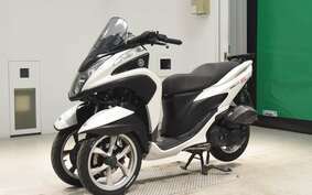 YAMAHA TRICITY 125 SE82J