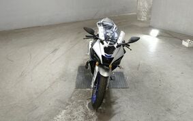 YAMAHA YZF-R15M RG67