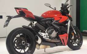 DUCATI STREETFIGHTER V2 2022