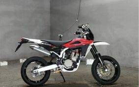 HUSQVARNA SMR250 不明