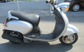 YAMAHA VINO 125 SE24