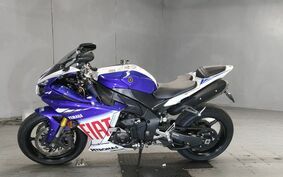 YAMAHA YZF-R1 2015 RN23