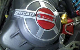 DUCATI SCRAMBLER ICON 2015