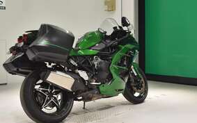 KAWASAKI NINJA H2 SX SE 2018 ZXT02A