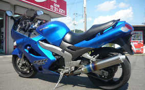 KAWASAKI ZZ1200 NINJA R 2003 ZXT20C