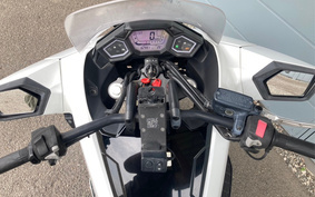 HONDA NM4 VULTUS -02 2015 RC82