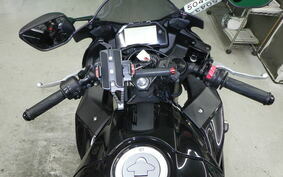 YAMAHA YZF-R3 2020 RH13J