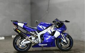 YAMAHA YZF-R1 2001 RN041