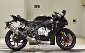 YAMAHA YZF-R1 2015 RN39