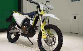 HUSQVARNA 701ED 2023