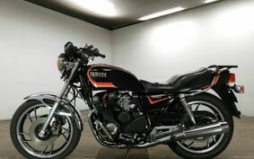 YAMAHA XJ550 4V8