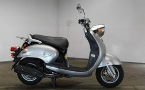 YAMAHA VINO 125 SE13