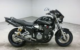 YAMAHA XJR1300 2000 RP03J