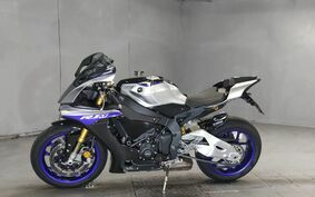 YAMAHA YZF-R1 M 2018 RN499