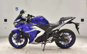 YAMAHA YZF-R25 A RG10J