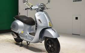 VESPA GTS300 SUPER 2023