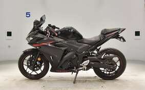 YAMAHA YZF-R25 RG10J