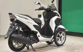 YAMAHA TRICITY 125 SE82J