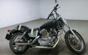 YAMAHA VIRAGO 250 3DM