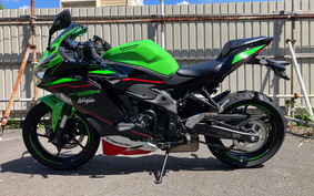 KAWASAKI NINJA ZX 25 ZX250E