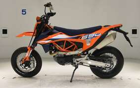 KTM 690 SMC R 2024